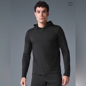 ALO Yoga Men’s “Conquer” Long Sleeve with Hood (M) *BESTSELLER*